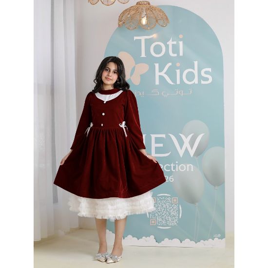 صورة فستان بناتي مخمل عنابي بياقة بيضاء | فستان شتوي بطبقات تل - 1102